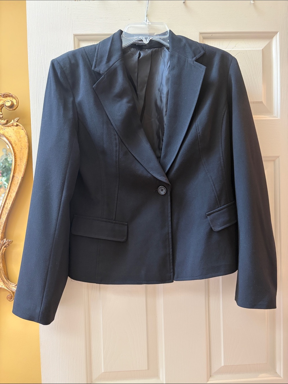 Express Black Single-Button Women's Blazer